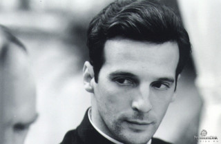 Man suit tie mirror reflection - another man in a suit free wallpaper