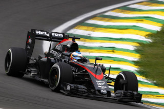 Man driving racing car track - a man driving free wallpaper for desktop