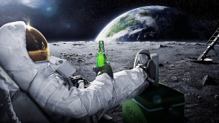 Man spacesuit beer planet ladder - a planet free wallpaper