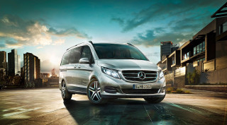 Silver mercedes hyperrealism digital rendering - a silver mercedes benz benz benz benz benz benz benz benz benz benz benz benz benz benz benz benz benz benz benz benz benz benz free wallpaper