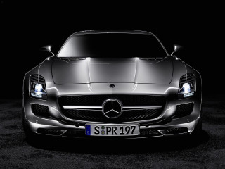 Silver mercedes sports car dark - bumper free wallpaper