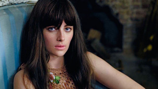 Woman blue chair green necklace - brown hair free wallpaper