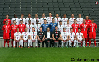 Team photo soccer field bleachers - corneille free wallpaper