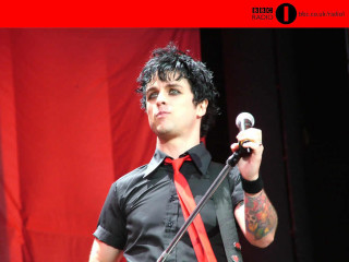 Man microphone red tie stage - billie waters free wallpaper