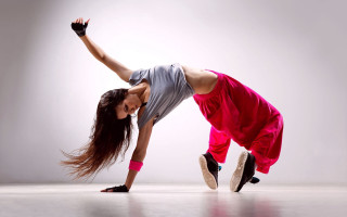 Woman handstand dancefloor dynamic graffiti - a handstand free wallpaper