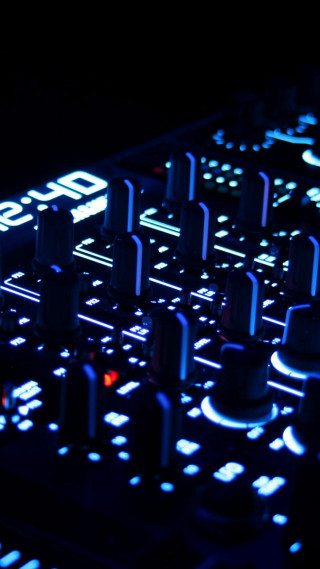 Dj controller blue lights black - a red light free wallpaper for mobile