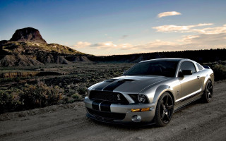 Silver mustang dirt road desert - a dirt road in the desert free wallpaper for desktop