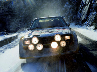 Car driving snowy road headlights 2 - a snowy road free wallpaper