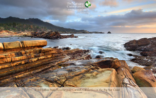 Rocky beach waves crashing cloudy - wave free wallpaper