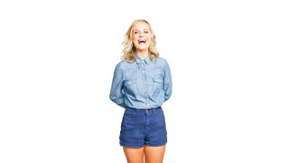 Woman blue shirt shorts funny - a funny face free wallpaper