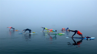 Surf yoga group foggy ocean - fiona stephenson free wallpaper for desktop