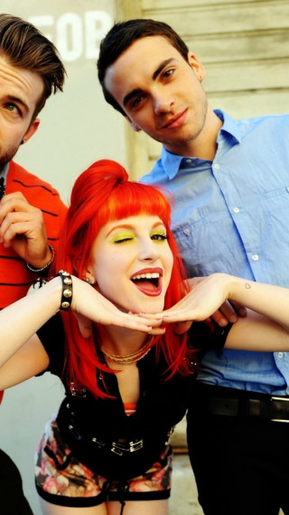 People heart shape hands together - fanny mcian free wallpaper for mobile