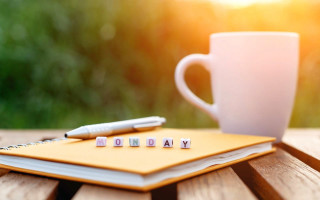 Notebook monday coffee pen wooden - it next free wallpaper for desktop