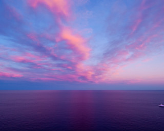 Boat sunset pink blue sky - sky above free wallpaper