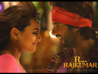 Man woman smiling raahmaar movie - a bandana free wallpaper