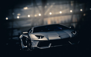Silver sports car dark room 32 - a spotlight free wallpaper