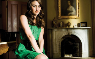 Woman green dress piano fireplace - a piano in a room free wallpaper