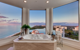 Large bathroom large tub ocean - luxury free wallpaper