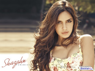 Araceli gilbert floral dress smile - floral free wallpaper