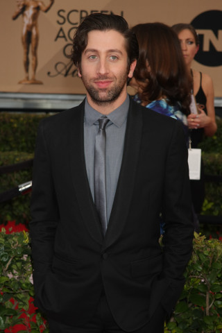Man suit redcarpet blackdress blurry - david lazar free wallpaper for mobile