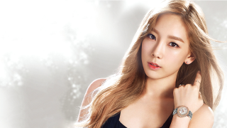 Woman long hair watch black - porcelain skin free wallpaper for desktop