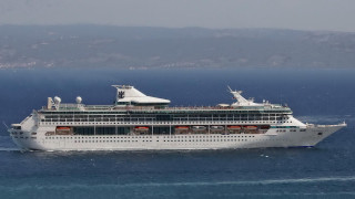 Cruise ship ocean mountains blue - mountain free wallpaper