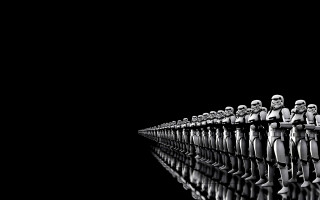 Toy soldiers lined up reflection - symmetric free wallpaper