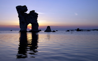 Rock formation water sunset background - exekia free wallpaper for desktop