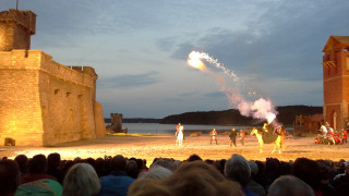 Group watching show firework castle - antipodean free wallpaper