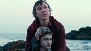 Man young man shoulders beach - a young man free wallpaper