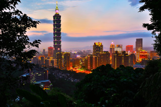 City skyline tall tower dusk - dong yuan free wallpaper for desktop