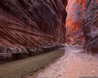 Narrow canyon river rockwall christo - christo free wallpaper