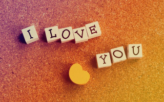Love blocks heart yellow middle - carles delclaux i free wallpaper for desktop