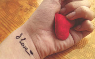 Small red heart wrist word - a word free wallpaper