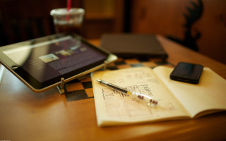 Tablet pen notebook glass water - a tablet free wallpaper