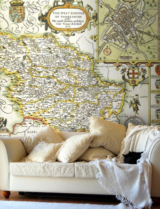 Couch pillows blanket map England - a couch free wallpaper for mobile
