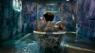 Woman bathtub tattoo arms relaxed - a bathtub free wallpaper for desktop