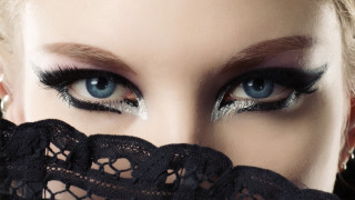 Woman blue eyes black lace - a black eyeliner free wallpaper