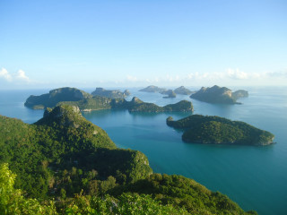 Small islands water trees blue - small island free wallpaper