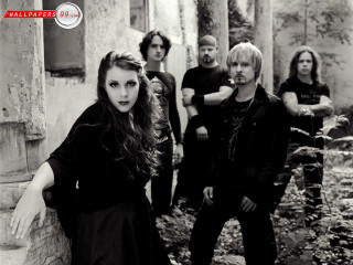 Group people standing wall building - photo free wallpaper