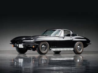 Black car dark room white 3 - a white wall behind free wallpaper for desktop