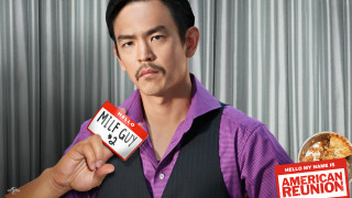 Man holding license plate popcorn - his hand and a sign free wallpaper