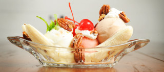 Bowl ice cream pecans cherries - a bowl of ice cream free wallpaper
