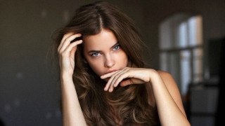 Eszter mattioni brown hair photorealistic - brown hair free wallpaper