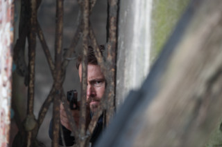 Man gun gated brick rusty - area free wallpaper