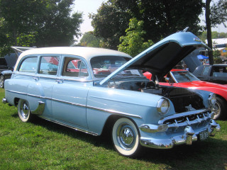 Blue car hood open grass - the grass next free wallpaper