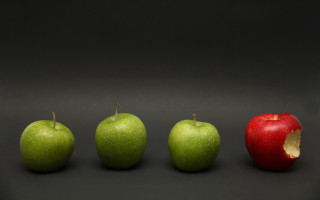 Row of apples red green - institutional free wallpaper