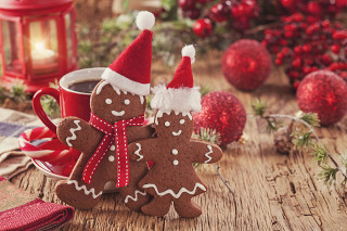Gingerbreads coffee table decorations holiday - decoration free wallpaper