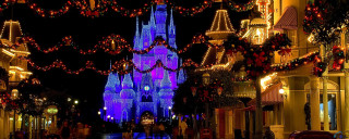 Castle christmas lights night walkway - christmas free wallpaper