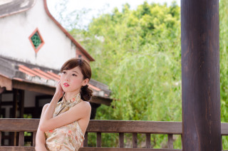 Woman dress wooden bench arms - fei danxu free wallpaper